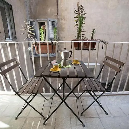 Monti 3 Bedroom Colisseum דירה רומא