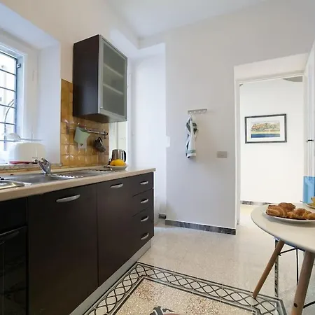 Monti 3 Bedroom Colisseum Appartement *