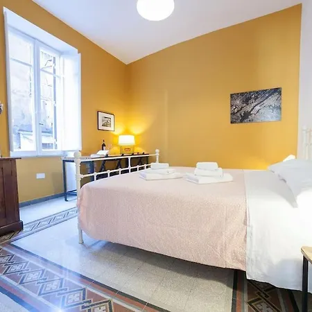 Appartement Monti 3 Bedroom Colisseum Rome